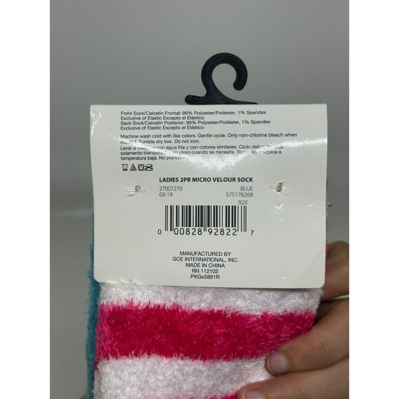 NEW 2-Pair Cozy "Talk To The Paw" Women's Low Cut Micro Velour Socks 4-10 - Picture 4 of 5